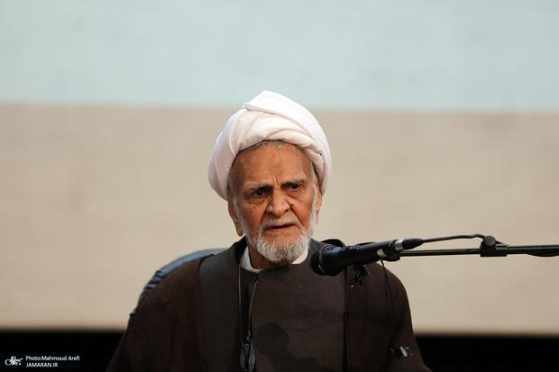 مردم را با زور نمی توان به اسلام دعوت کرد/ گشت ارشاد با نام دیگری می‌خواهد دوباره شروع به فعالیت کند