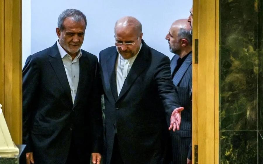 آیا این فهرست نهایی است یا باید از فیلتر مجلس هم بگذرد؟ اگر این است لیست را پس بگیرید و ۱۹ وزیر خودتان را معرفی کنید