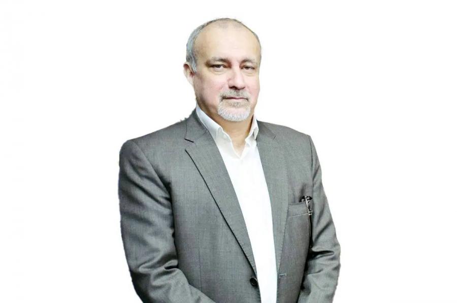 قانون استعلام ها زمینه ساز روی کار آمدن مدیران کوتاه قد خواهد شد