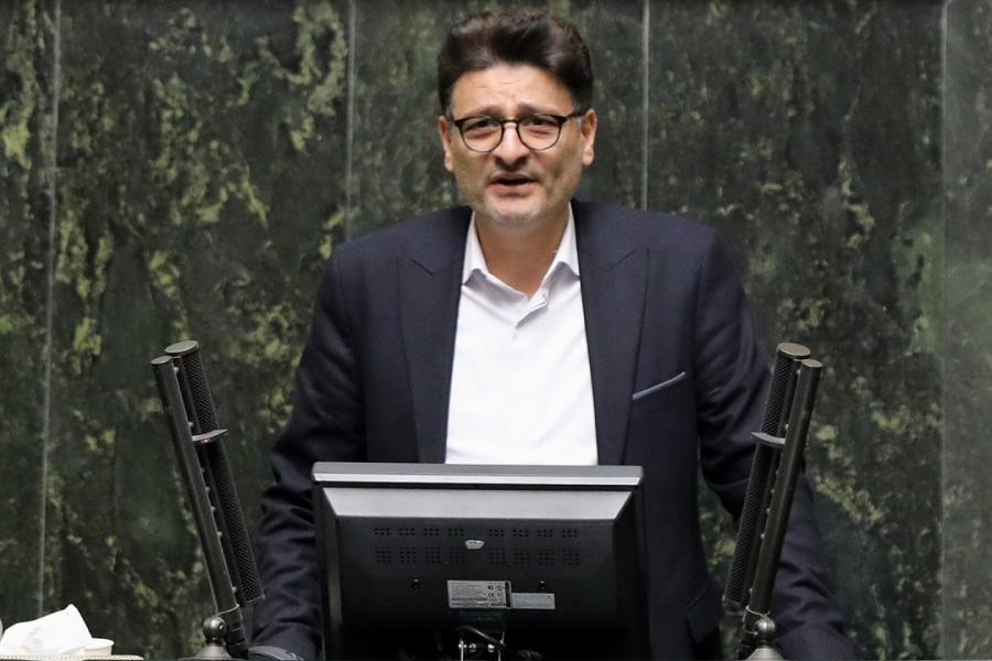 صف‌های طولانی پمپ بنزین، قطع آب و برق با ورود مسافران به گیلان نشان از مدیریت نادرست دارد/در زمان پیک مسافر، به گیلان اعتبارات ویژه اختصاص یابد