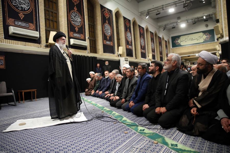کارزار جبهه حسینی با جبهه یزیدی تمام  نشدنی است