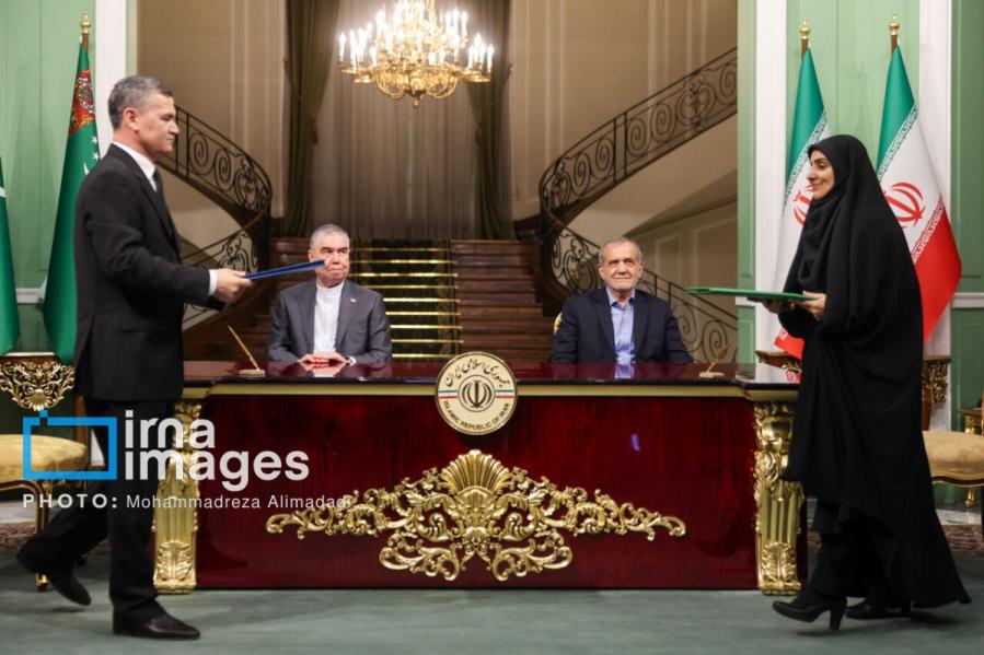 توافق ایران و ترکمنستان برای ترانزیت ۲۰ میلیون تن کالا تا ۲۰۲۵ توافق ایران و ترکمنستان برای ترانزیت ۲۰ میلیون تن کالا تا ۲۰۲۵