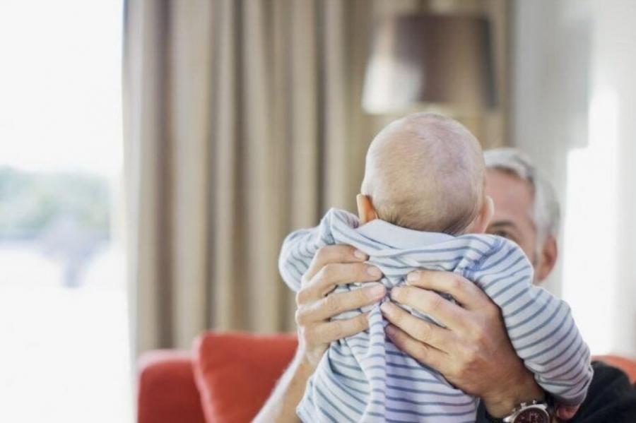 سن  بالای پدر چه خطراتی برای جنین دارد؟