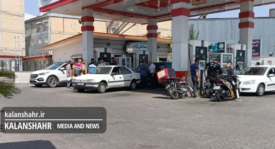 جاده ها شلوغ بود؛نفتکش ها در ترافیک مانده بودند