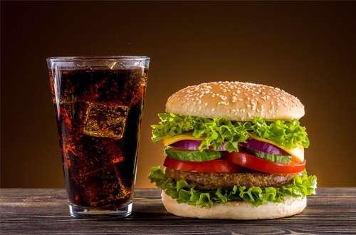 در این شرایط اشتهایتان بیشتر می‌شود 
