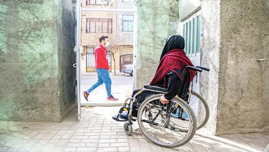 فلج شدن دختر جوان با ضربه قمه نامزدش
