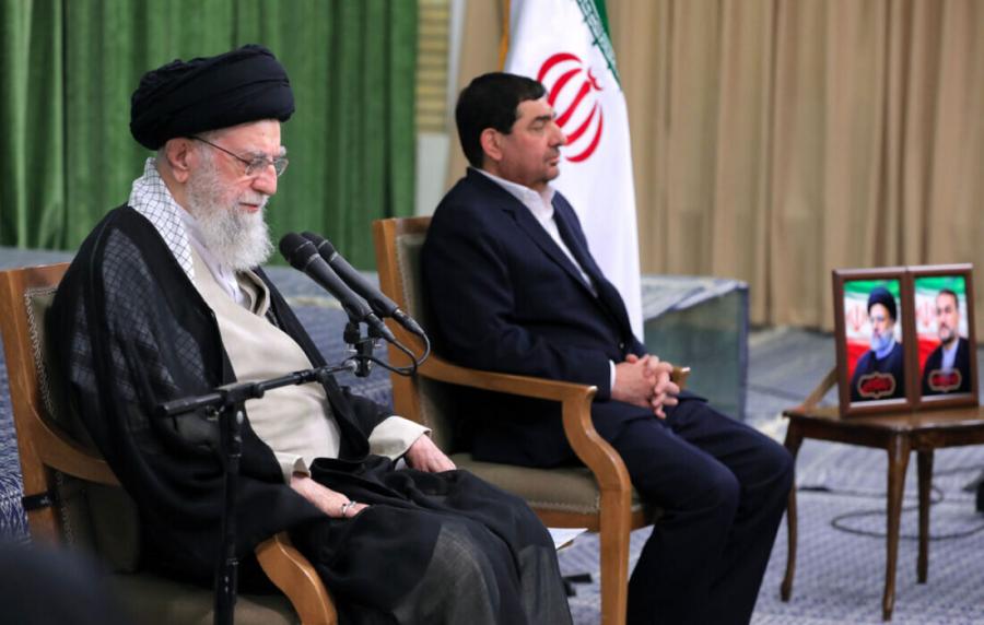  محمد مخبر، مشاور و دستیار رهبری شد