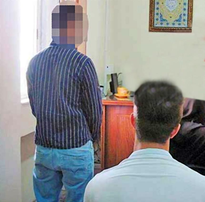 قطع انگشت با شمشیر دست ساز