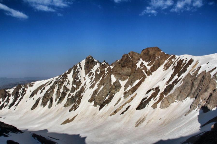 علم کوه، جدال گرما و یخ