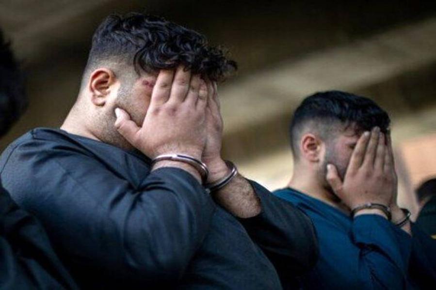 قطع دست پسر جوان به خاطر تکیه زدن به خودرو