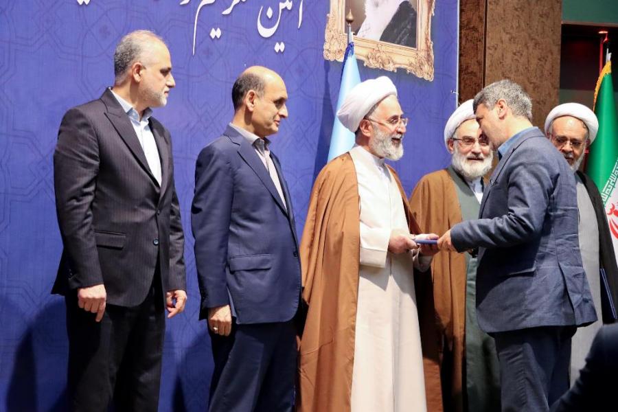 مشکلات گیلان در زیر سرسبزی و باران پنهان شده است/ اگر جلوی واردات برنج های خارجی گرفته نشود کشاورزان ناچار به تغییر کاربری هستند