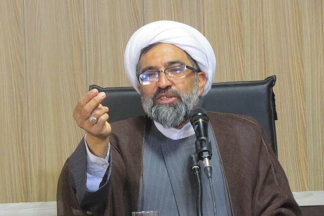 امام جمعه کازرون هنوز در اتاق عمل است/ ضارب امام جمعه جانباز و ایثارگر نبوده است