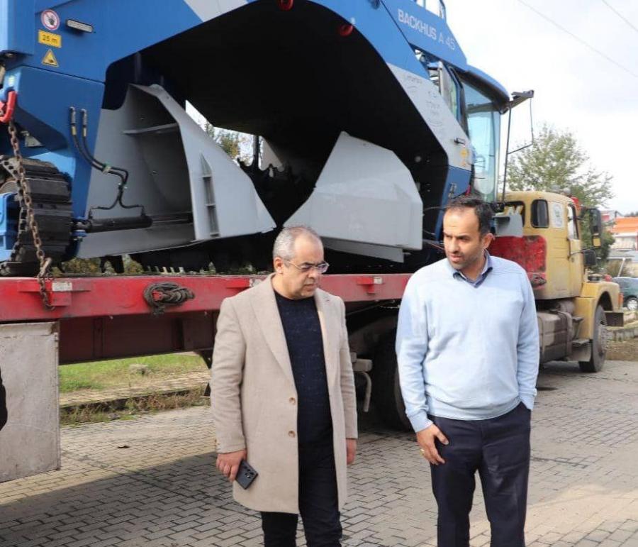 ورود دو دستگاه ویندرو ترنر و سایدترنر جهت تجهیز خطوط جدید پردازش مجتمع کود آلی گیلان