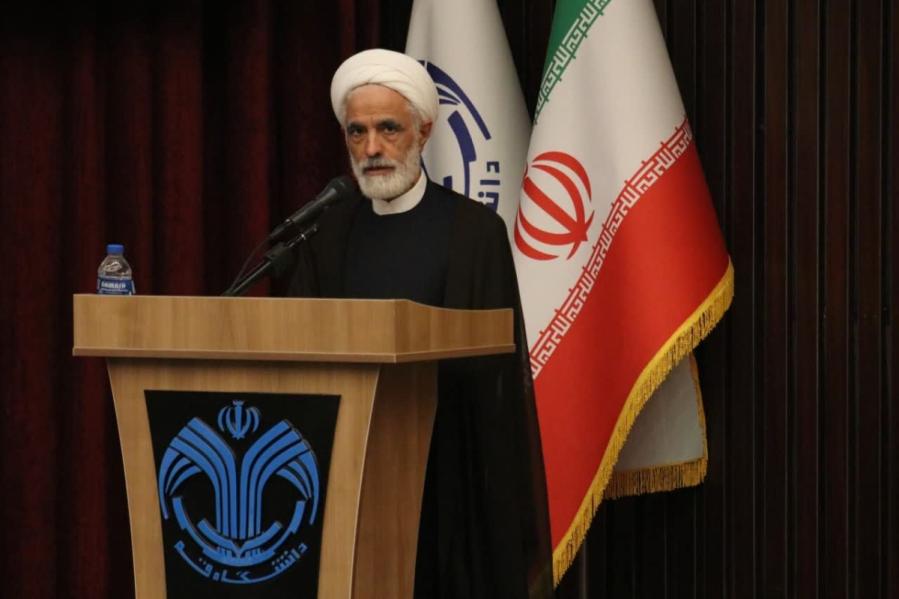 رهبری شخصا به دکتر پزشکیان فرمودند با اصلاح قانون تابعیت قهری موافق هستم