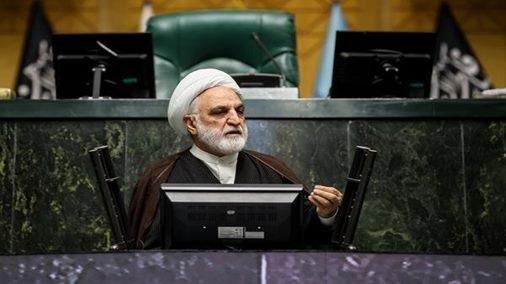 مسئله حجاب و عفاف در وضعیت کنونی با هیچ منطقی درست نیست