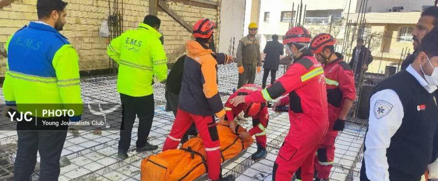 ۳ کشته و مصدوم بر اثر سقوط دکل پمپ بتن در شیراز ۳ کشته و مصدوم بر اثر سقوط دکل پمپ بتن در شیراز