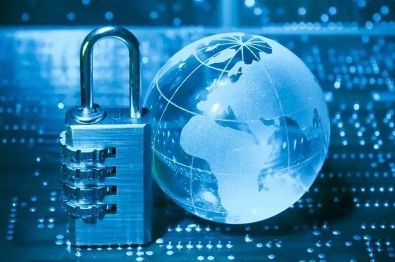 وزیر ارتباطات: رفع فیلترینگ به جد در دستور کار دولت است