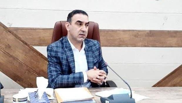 نخستین فرماندار اهل سنت گیلان معارفه شد/دریافت حکم انتصاب آقای فرماندار از دستان مادر