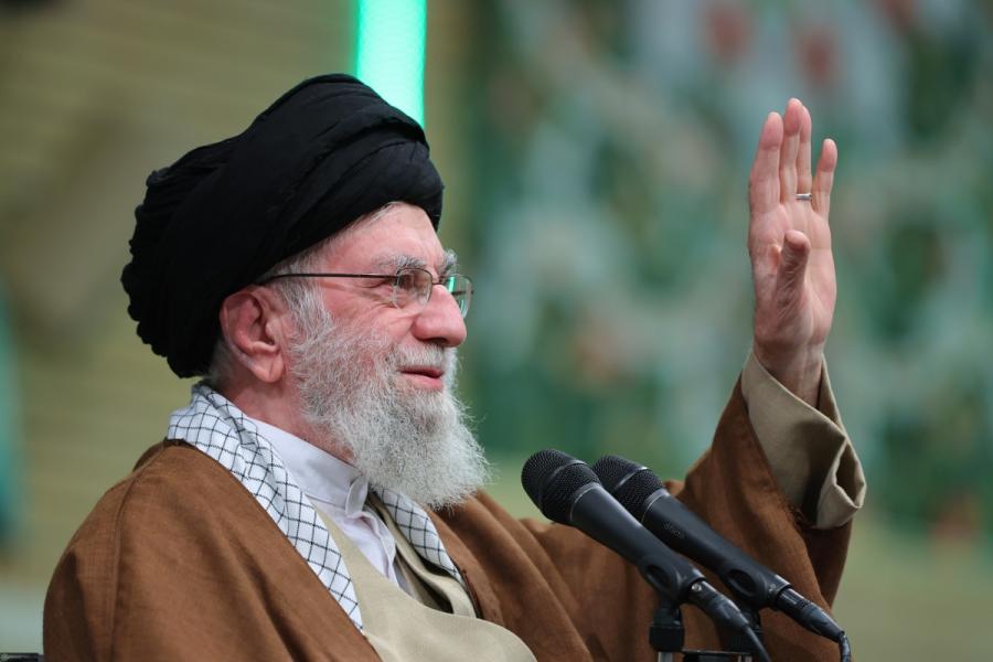 رهبر انقلاب دوم دی