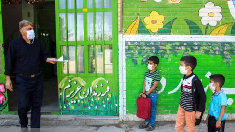 اولیا مطمئن باشند اقدامات پیشگیرانه در مدارس گیلان انجام می گیرد تا آنفلوانزا ادامه دار نشود