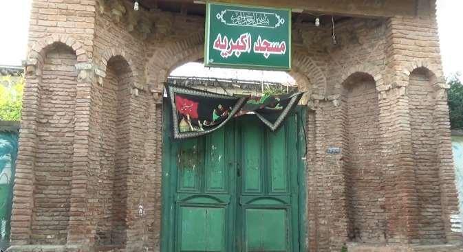 مسجد ۷۰۰ ساله اکبریه، قدیمی‌ترین مسجد شرق گیلان مرمت می‌شود