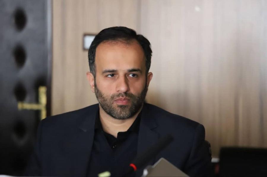  برخی بیرون از شورا به من می‌گویند که تیم تشکیل دهیم