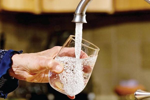 آب شرب رشت علی‌رغم سیلاب «سالم و بهداشتی» است