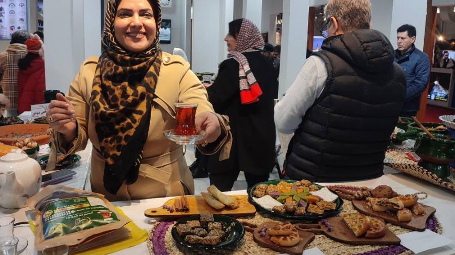 برپایی میز خوراک های خوشمزه گیلان در نمایشگاه بین المللی گردشگری تهران/تصاویر