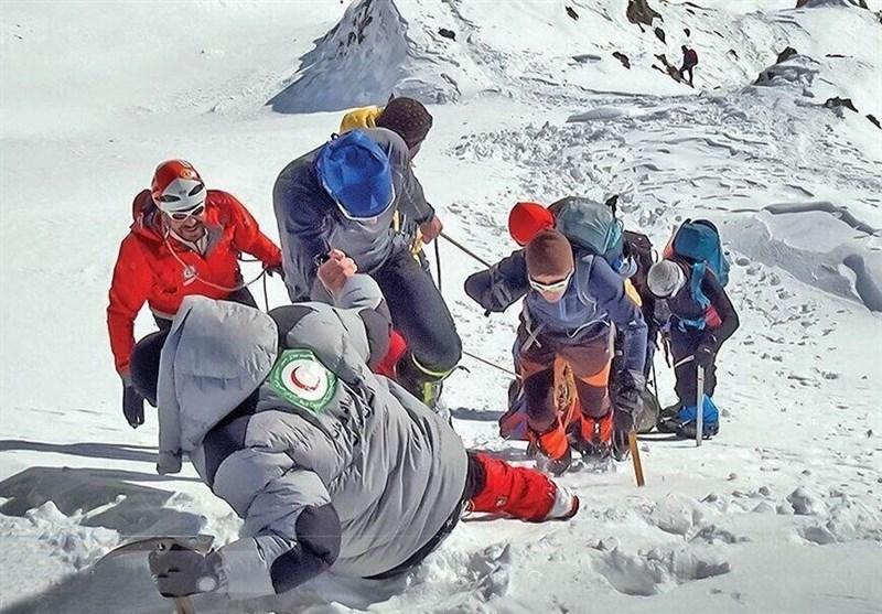 وقوع بهمن در کردستان موجب مفقودی ۶ کوهنورد شد