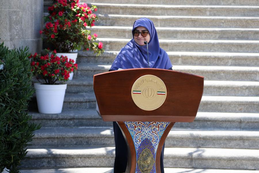 مهاجرانی: فقط درباره موضوع هسته‌ای با آمریکا مذاکره می‌کنیم