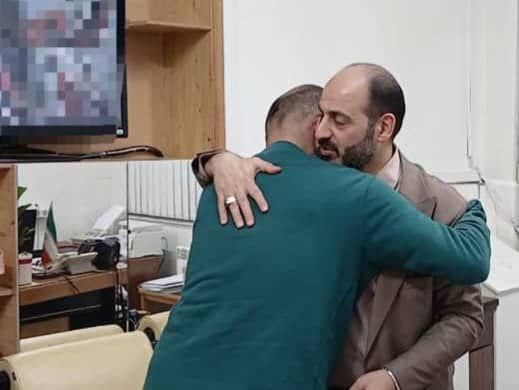 آزادی یک زندانی با فروش صنایع‌دستی توسط دانش‌آموزان یک مدرسه در انزلی