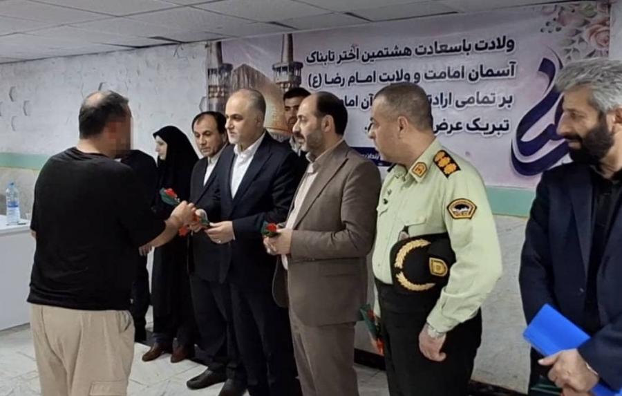 آزادی ۳۱ زندانی و تمدید مرخصی ۲۱۳ نفر با بازدید دادستان گیلان از زندان رشت آزادی ۳۱ زندانی و تمدید مرخصی ۲۱۳ نفر با بازدید دادستان گیلان از زندان رشت