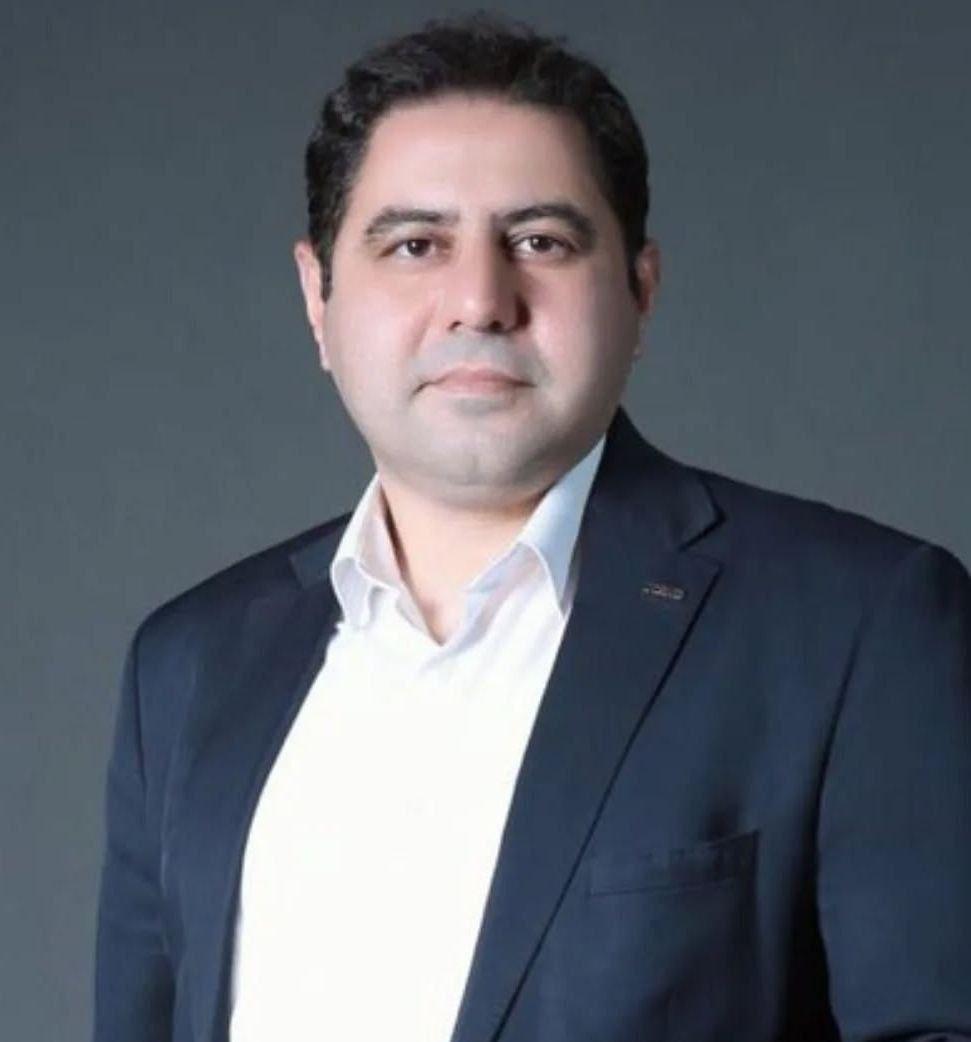 شهردار جوان دیلمان حین ماموریت کاری در جاده شیراز براثر تصادف جان باخت