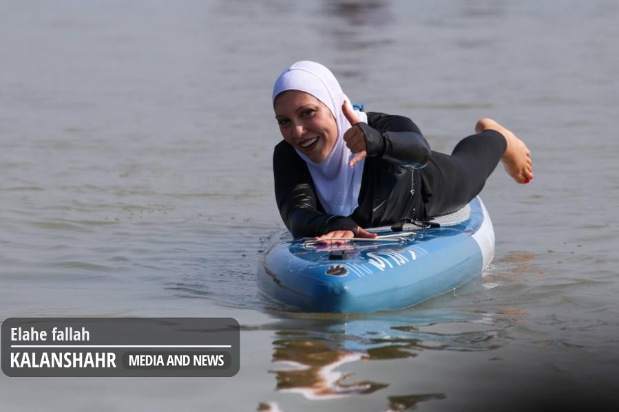 گزارش تصویری؛مسابقات کشوری استندآپ پدلینگ زنان در مارینای بندرانزلی