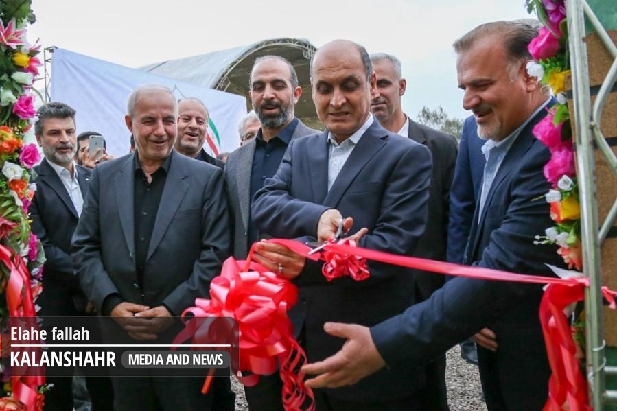 گزارش تصویری؛بهره برداری از اولین پُست برق سیار گیلان در جنوب رشت گزارش تصویری؛بهره برداری از اولین پُست برق سیار گیلان در جنوب رشت