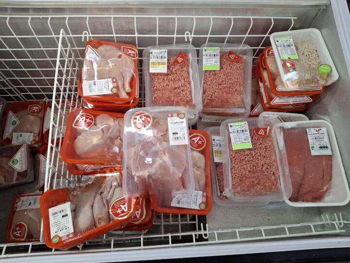 گوشت وارداتی هم روی قفسه ماند