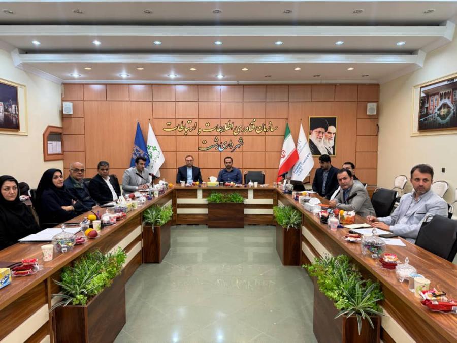 آغاز طرح کاشت انبوه درختان بومی در سطح شهر/ برنامه‌ریزی برای رکوردشکنی در کاشت درخت در اسفندماه