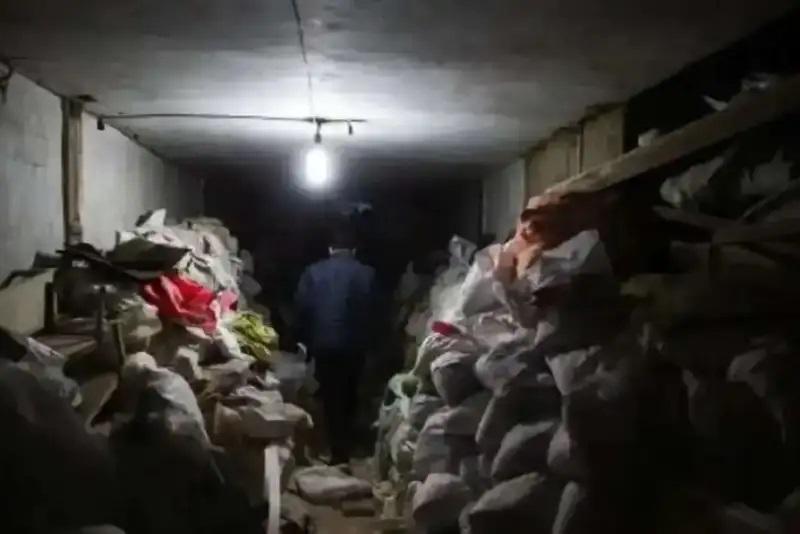 کشف تونل های غیرمجاز ۵ هزار متری زیر بازار تهران؛ تهدید جانِ ۶ هزار مراجعه کننده روزانه با «پی خواری»