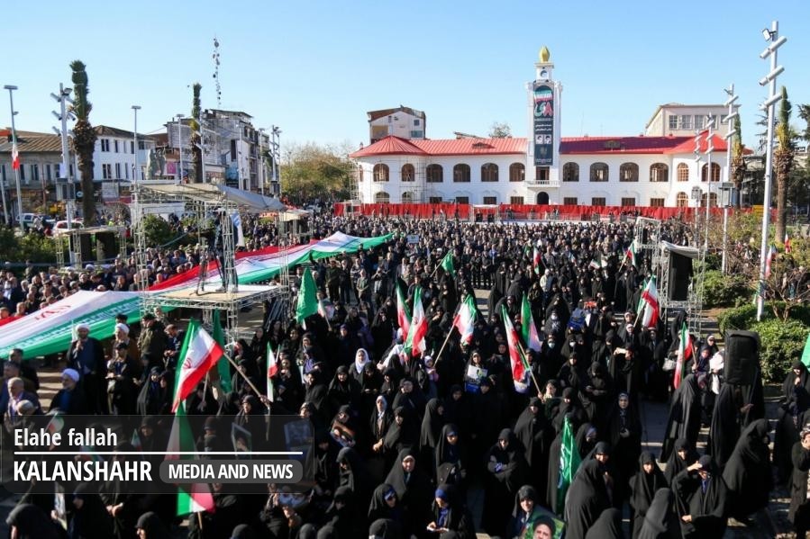 گزارش تصویری؛ گردهمایی روز هشت دی در رشت برگزار شد؛اعلام حمایت از ولایت و مقابله با جریان‌های ضد انقلاب