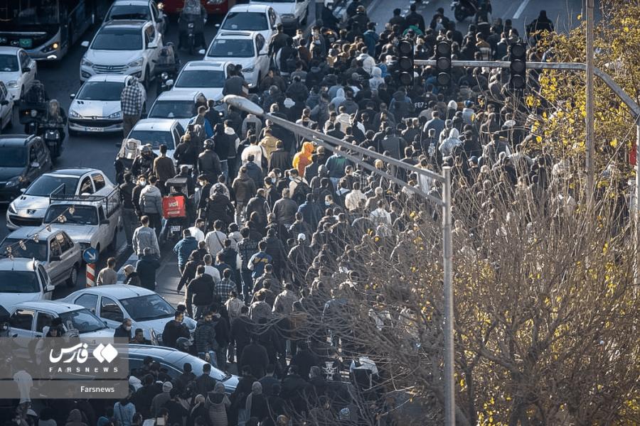 گزارش فارس از تجمع امروز خیابان لاله زار و مرکز تهران/عکس
