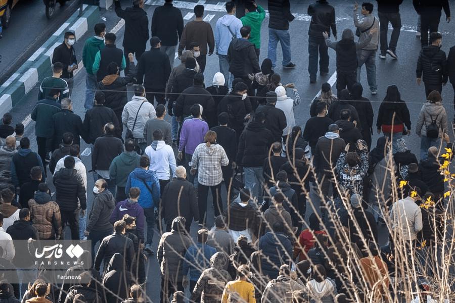 گزارش فارس از تجمع امروز خیابان لاله زار و مرکز تهران/عکس گزارش فارس از تجمع امروز خیابان لاله زار و مرکز تهران/عکس