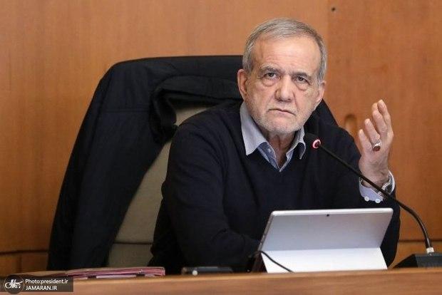 پزشکیان: امیدواریم سال آینده شاهد قطع برق و گاز نباشیم
