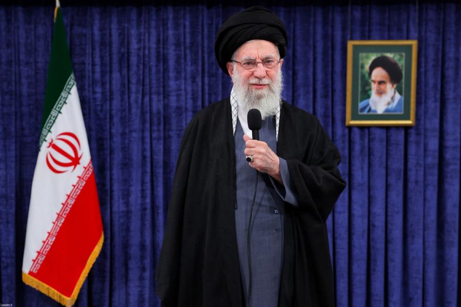 رهبری در پیام تلویزیونی خطاب به ملت ایران: روز ۲۲ بهمن دشمن را مأیوس کنید/ ۲۲ بهمن؛ روز اعلام وفاداری به جمهوری اسلامی