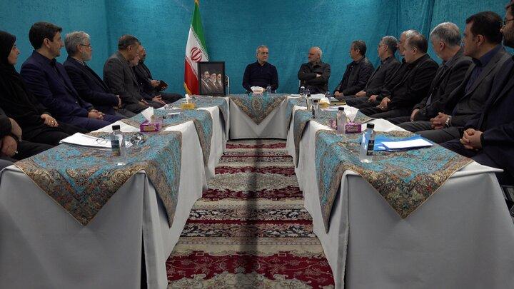 پزشکیان: تصمیم گیری درباره پایان جنگ منوط به تامین عزت و امنیت ایران است