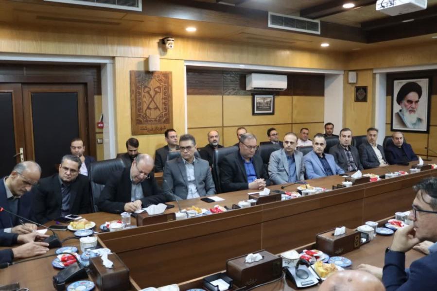 هادی حق شناس