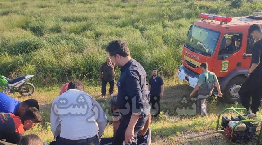 تصادف بین  پژو ۲۰۶ و قطار