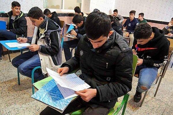 بررسی تغییر زمان امتحانات نهایی به‌دلیل تشییع رهبرِ شهید انقلاب