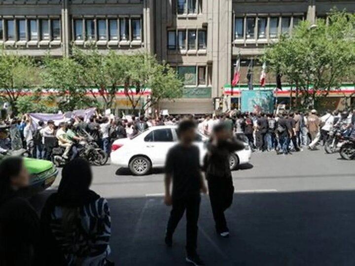 ماجرای تجمع ۲۰۰ دانش آموز در مشهد چه بود؟ پاسخ آموزش و پرورش به شایعه بازداشت ها