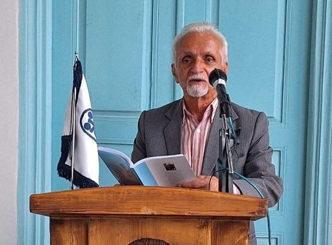 محمد فارسی، شاعر پیشکسوت گیلانی در ۸۷ سالگی درگذشت محمد فارسی، شاعر پیشکسوت گیلانی در ۸۷ سالگی درگذشت