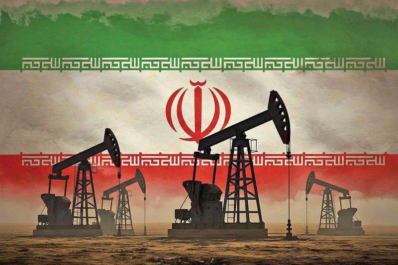 آمریکا،معافیت تحریمی تولید، تحویل و فروش نفت،پتروشیمی و محصولات نفتی را صادر کرد